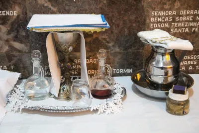 30 dia com Maria - Santa Missa e Coroação - Romeiros Devotos da Paróquia Nossa Senhora de Fatima (Monte Carmelo)