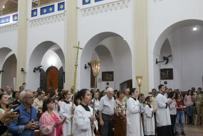30 dia com Maria - Santa Missa e Coroação - Romeiros Devotos da Paróquia Nossa Senhora de Fatima (Monte Carmelo)