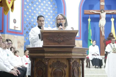 30 dia com Maria - Santa Missa e Coroação - Romeiros Devotos da Paróquia Nossa Senhora do Caminho (Uberlândia)