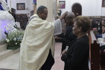30 dia com Maria - Santa Missa e Coroação - Romeiros Devotos da Paróquia Nossa Senhora do Caminho (Uberlândia)