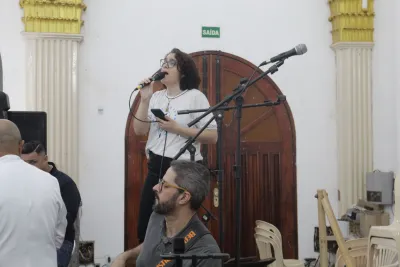 30 dia com Maria - Santa Missa e Coroação - Romeiros Devotos da Paróquia Nossa Senhora do Caminho (Uberlândia)