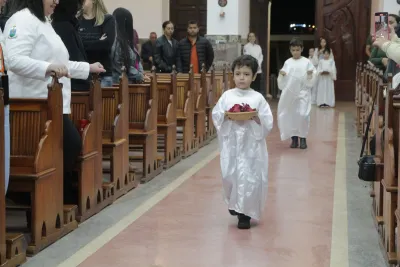 30 dia com Maria - Santa Missa e Coroação - Romeiros Devotos da Paróquia Nossa Senhora do Caminho (Uberlândia)