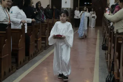 30 dia com Maria - Santa Missa e Coroação - Romeiros Devotos da Paróquia Nossa Senhora do Caminho (Uberlândia)