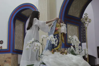 30 dia com Maria - Santa Missa e Coroação - Romeiros Devotos da Paróquia Nossa Senhora do Caminho (Uberlândia)