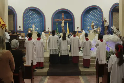 30 dia com Maria - Santa Missa e Coroação - Romeiros Devotos da Paróquia Nossa Senhora do Caminho (Uberlândia)