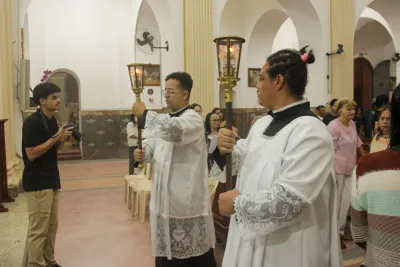 30 dia com Maria - Santa Missa e Coroação - Romeiros Devotos da Paróquia Nossa Senhora do Carmo (Uberlândia)