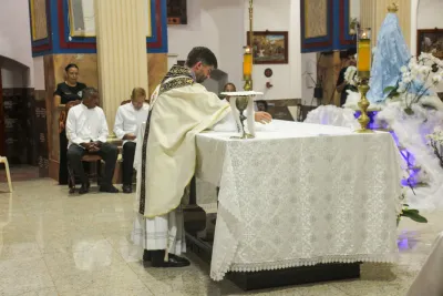 30 dia com Maria - Santa Missa e Coroação - Romeiros Devotos da Paróquia Nossa Senhora do Carmo (Uberlândia)