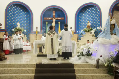 30 dia com Maria - Santa Missa e Coroação - Romeiros Devotos da Paróquia Nossa Senhora do Carmo (Uberlândia)