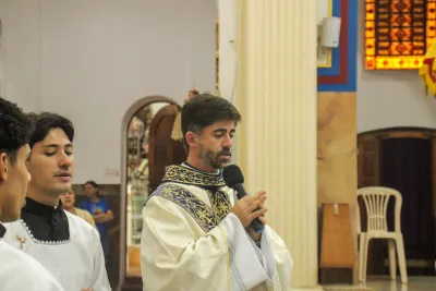 30 dia com Maria - Santa Missa e Coroação - Romeiros Devotos da Paróquia Nossa Senhora do Carmo (Uberlândia)