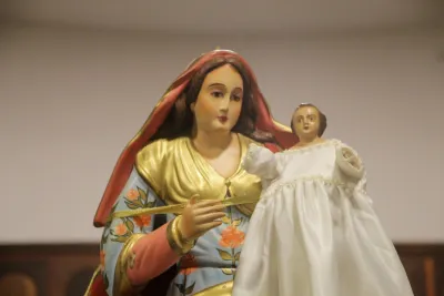 30 dia com Maria - Santa Missa e Coroação - Romeiros Devotos da Paróquia Nossa Senhora do Carmo (Uberlândia)