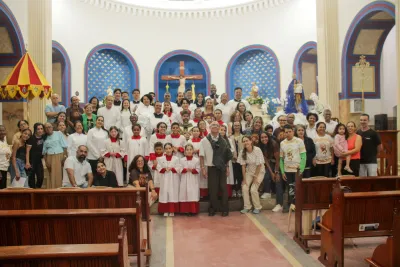 30 dia com Maria - Santa Missa e Coroação - Romeiros Devotos da Paróquia Nossa Senhora do Carmo (Uberlândia)