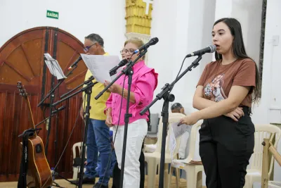30 dia com Maria - Santa Missa e Coroação - Romeiros Devotos da Paroquia Sant' Anna (Indiánopolis)