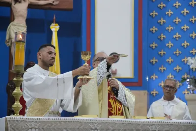 30 dia com Maria - Santa Missa e Coroação - Romeiros Devotos da Paroquia Sant' Anna (Indiánopolis)
