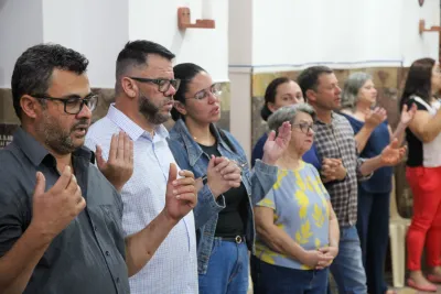 30 dia com Maria - Santa Missa e Coroação - Romeiros Devotos da Paroquia Sant' Anna (Indiánopolis)