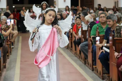 30 dia com Maria - Santa Missa e Coroação - Romeiros Devotos da Paroquia Sant' Anna (Indiánopolis)