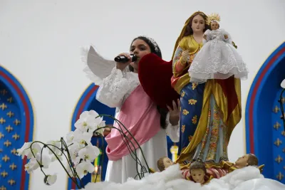 30 dia com Maria - Santa Missa e Coroação - Romeiros Devotos da Paroquia Sant' Anna (Indiánopolis)
