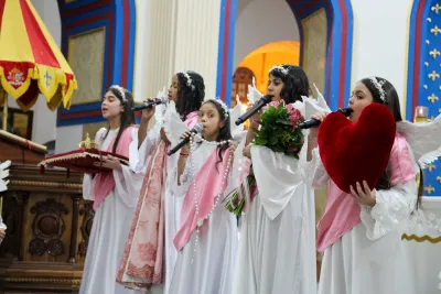 30 dia com Maria - Santa Missa e Coroação - Romeiros Devotos da Paroquia Sant' Anna (Indiánopolis)