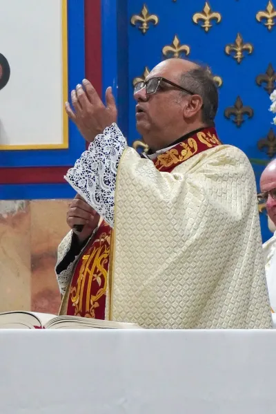 30 dia com Maria - Santa Missa e Coroação - Romeiros Devotos da Paroquia Sant' Anna (Indiánopolis)