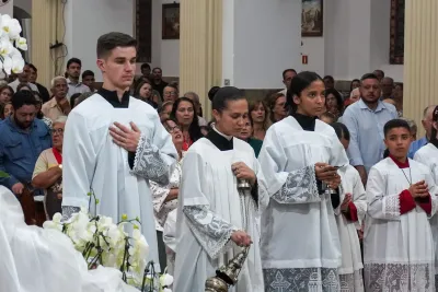 30 dia com Maria - Santa Missa e Coroação - Romeiros Devotos da Paroquia Sant' Anna (Indiánopolis)
