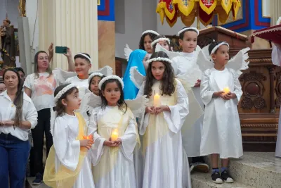 30 dia com Maria - Santa Missa e Coroação - Romeiros Devotos da Paroquia Sant' Anna (Indiánopolis)
