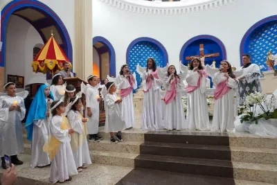 30 dia com Maria - Santa Missa e Coroação - Romeiros Devotos da Paroquia Sant' Anna (Indiánopolis)