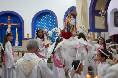 30 dia com Maria - Santa Missa e Coroação - Romeiros Devotos da Paroquia Sant' Anna (Indiánopolis)