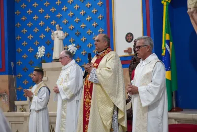 30 dia com Maria - Santa Missa e Coroação - Romeiros Devotos da Paroquia Sant' Anna (Indiánopolis)
