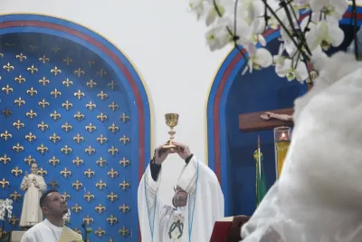 30 dia com Maria - Santa Missa e Coroação - Romeiros Devotos da Paroquia Santa Terezinha (Patrocinio)