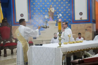 30 dia com Maria - Santa Missa e Coroação - Romeiros Devotos da Paroquia Santa Terezinha (Patrocinio)