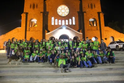 30 dia com Maria - Santa Missa e Coroação - Romeiros Devotos da Paroquia Santa Terezinha (Patrocinio)
