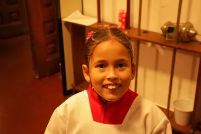 30 dia com Maria - Santa Missa e Coroação - Romeiros Devotos da Paróquia São João Batista (Cascalho Rico)