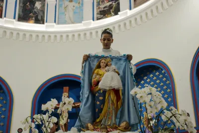 30 dia com Maria - Santa Missa e Coroação - Romeiros Devotos da Paróquia São Sebastião (Pedrinópolis))