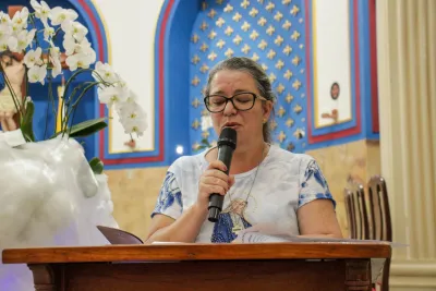 30 dia com Maria - Santa Missa e Coroação - Romeiros Devotos da Paróquia São Sebastião (Pedrinópolis))