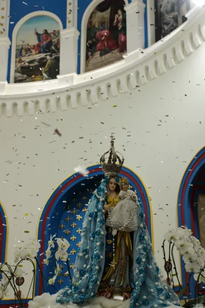 30 dia com Maria - Santa Missa e Coroação - Romeiros Devotos da Paróquia São Sebastião (Pedrinópolis))