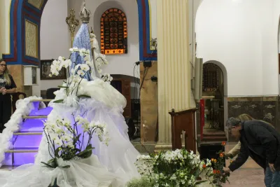 30 dia com Maria - Santa Missa e Coroação - Romeiros Devotos da Paróquia São Vicente de Paulo (Uberlândia)