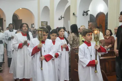 30 dia com Maria - Santa Missa e Coroação - Romeiros Devotos das Pastorais do Santuário Basílica