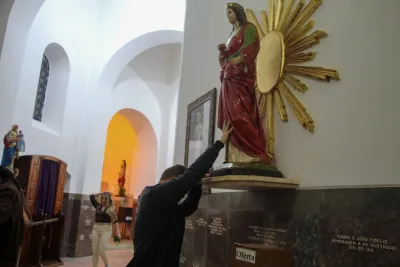 30 dia com Maria - Santa Missa e Coroação - Romeiros Devotos das Pastorais do Santuário Basílica