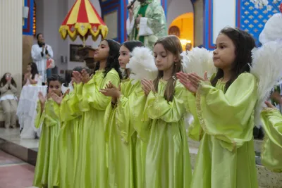 30 dia com Maria - Santa Missa e Coroação - Romeiros Devotos das Pastorais do Santuário Basílica