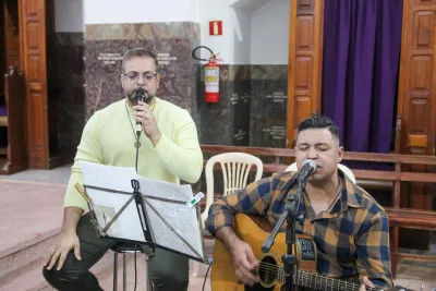 30 dia com Maria - Santa Missa e Coroação - Romeiros Devotos das Pastorais do Santuário Basílica