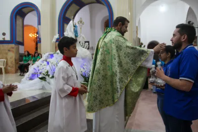 30 dia com Maria - Santa Missa e Coroação - Romeiros Devotos das Pastorais do Santuário Basílica