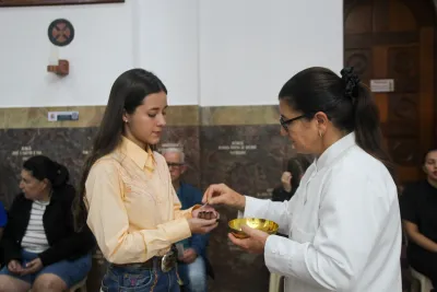 30 dia com Maria - Santa Missa e Coroação - Romeiros Devotos das Pastorais do Santuário Basílica