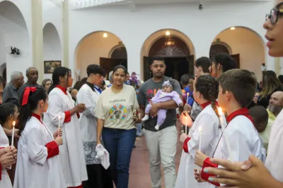 30 dia com Maria - Santa Missa e Coroação - Romeiros Devotos das Pastorais do Santuário Basílica