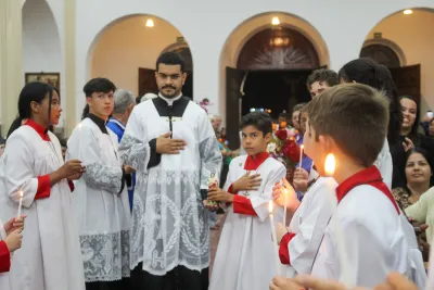 30 dia com Maria - Santa Missa e Coroação - Romeiros Devotos das Pastorais do Santuário Basílica