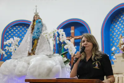 30 dia com Maria - Santa Missa e Coroação - Romeiros Devotos das Pastorais do Santuário Basílica