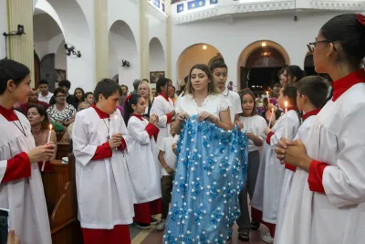 30 dia com Maria - Santa Missa e Coroação - Romeiros Devotos das Pastorais do Santuário Basílica
