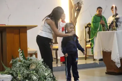 5º dia da novena - Adoração do Santíssimo Sacramento e Bênção aos Fieis