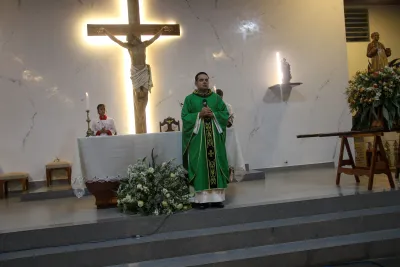 5º dia da novena - Adoração do Santíssimo Sacramento e Bênção aos Fieis