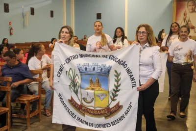 5º dia da novena - Adoração do Santíssimo Sacramento e Bênção aos Fieis