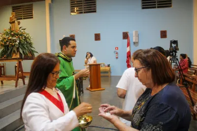5º dia da novena - Adoração do Santíssimo Sacramento e Bênção aos Fieis