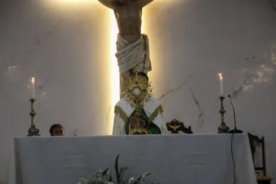 5º dia da novena - Adoração do Santíssimo Sacramento e Bênção aos Fieis